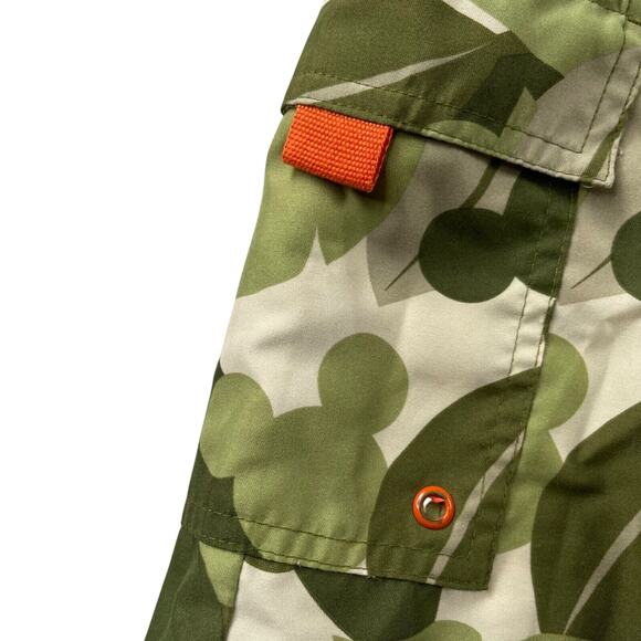 Disney Shopping Swim Trunks Mens Large Green Camo Mickey Mouse Cargo Mesh Lined - Picture 3 of 11